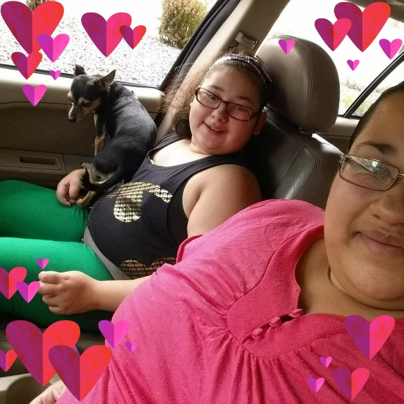 Meet your Posher, Gabriela - Picture 1 of 1